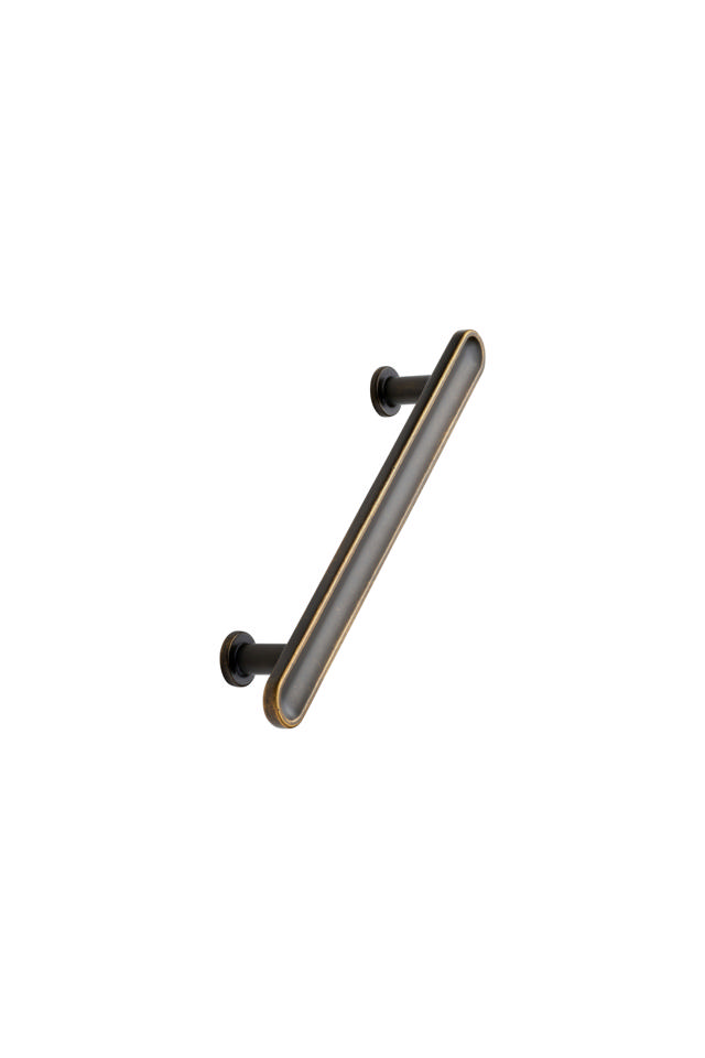 Chateau Handle