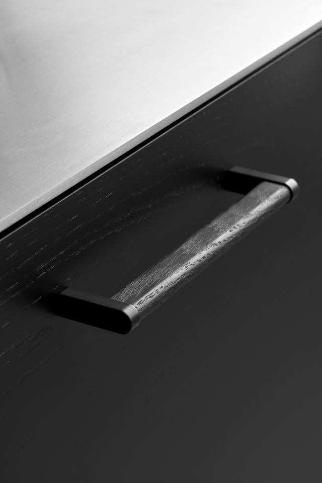 Crossing Handle